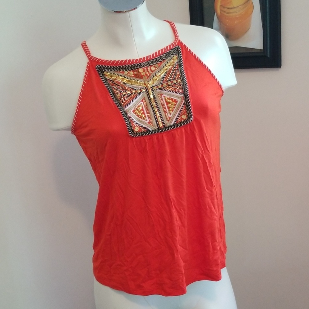 NWT beading detail tank